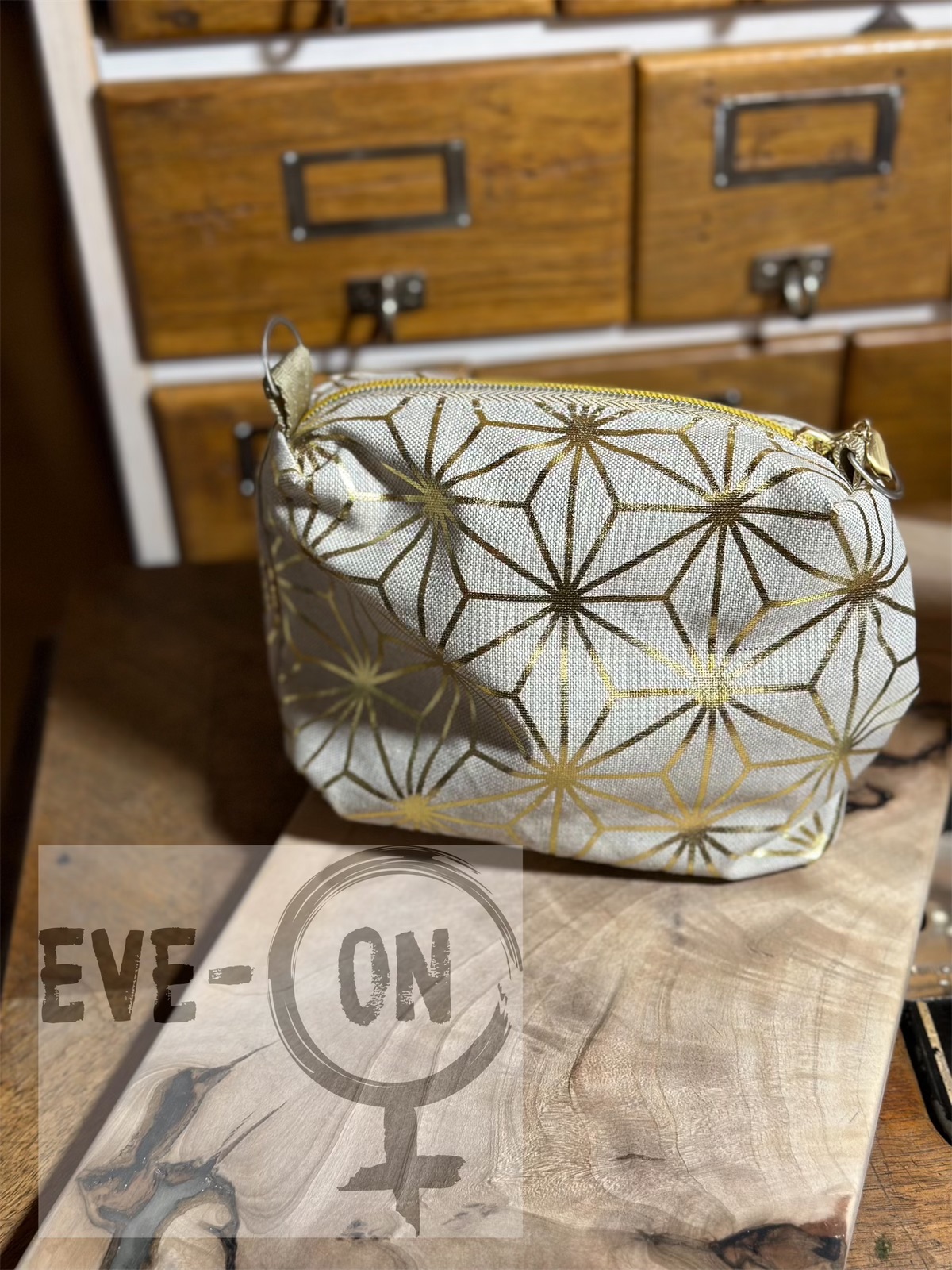 4081 Linenlook Sterne gold CHF 40.00