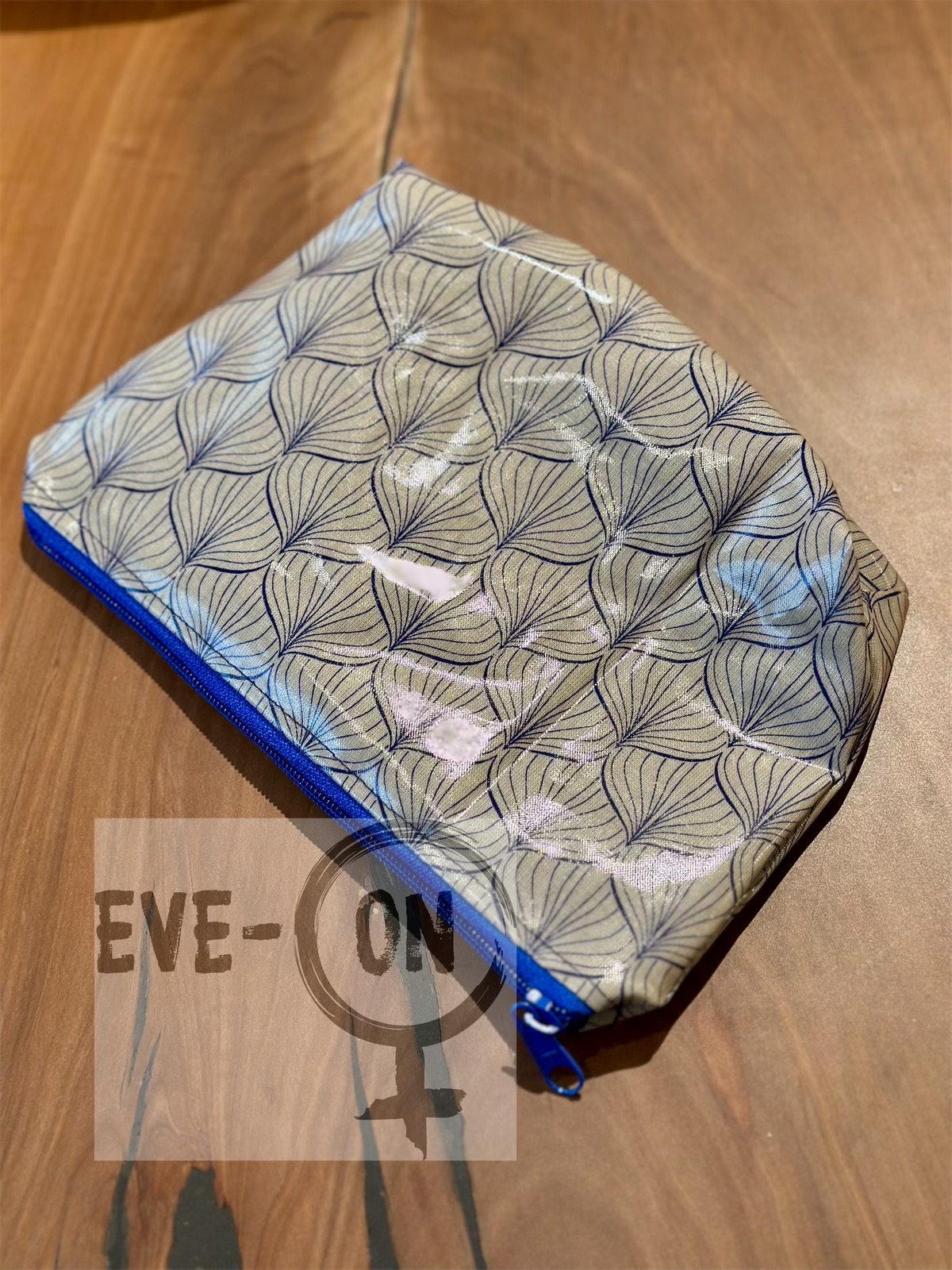 4097 wasserabweisend Fächer CHF 35.00