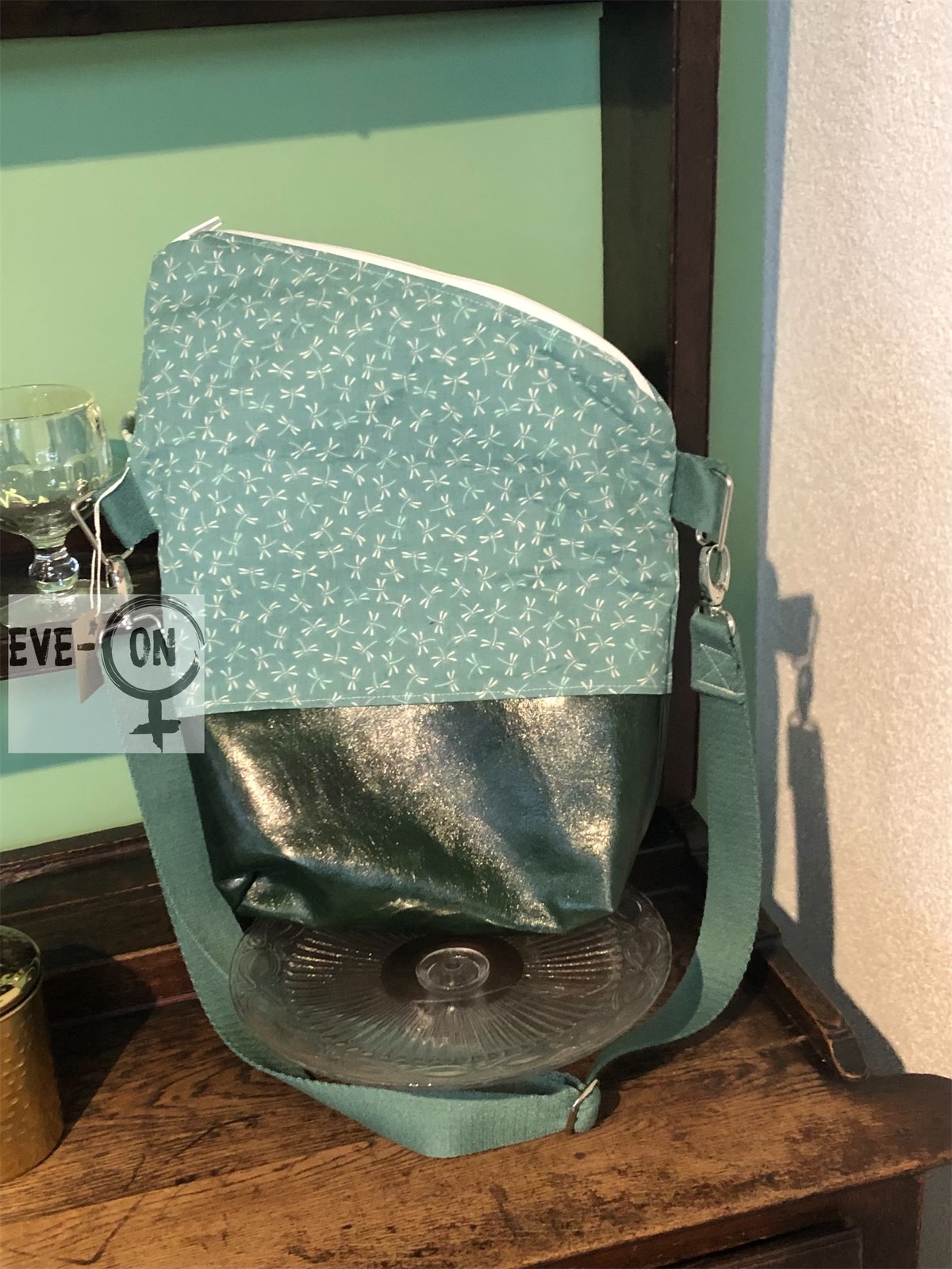 5023 Libellen seegrün, Boden Echtleder, CHF 85.00