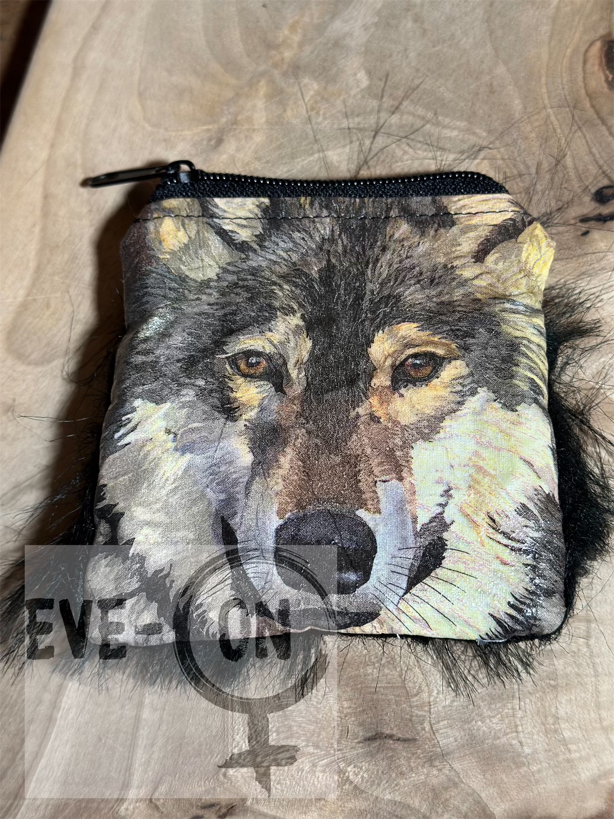 4060 Wolf CHF 35.00