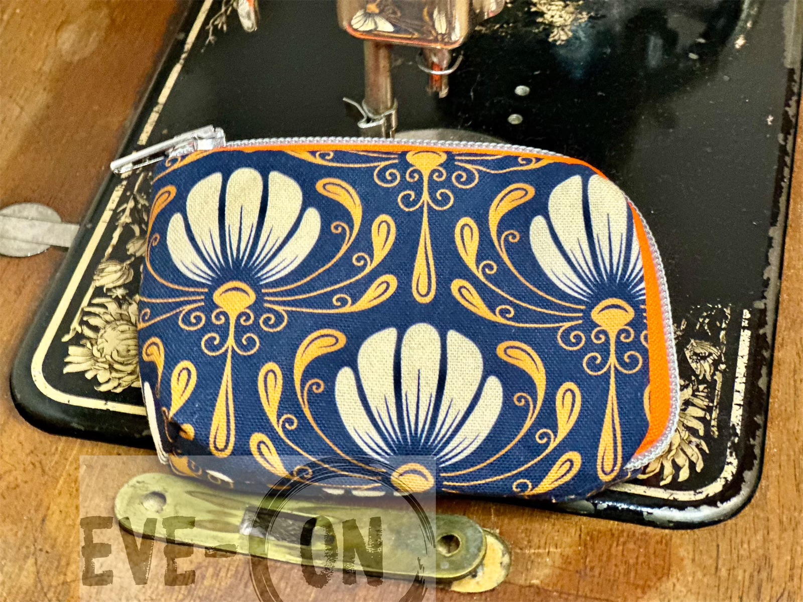 10107 Floral blau orange beige