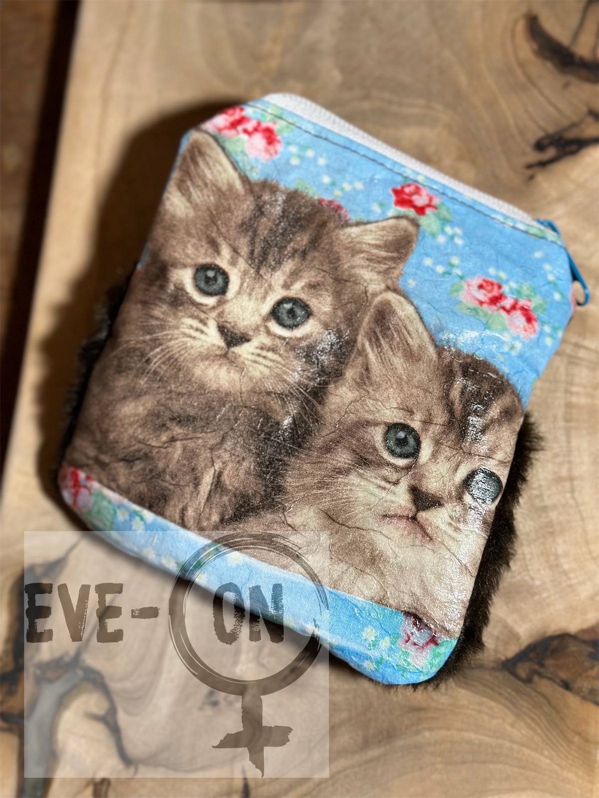 4077 Katzen Kunstfell CHF 35.00