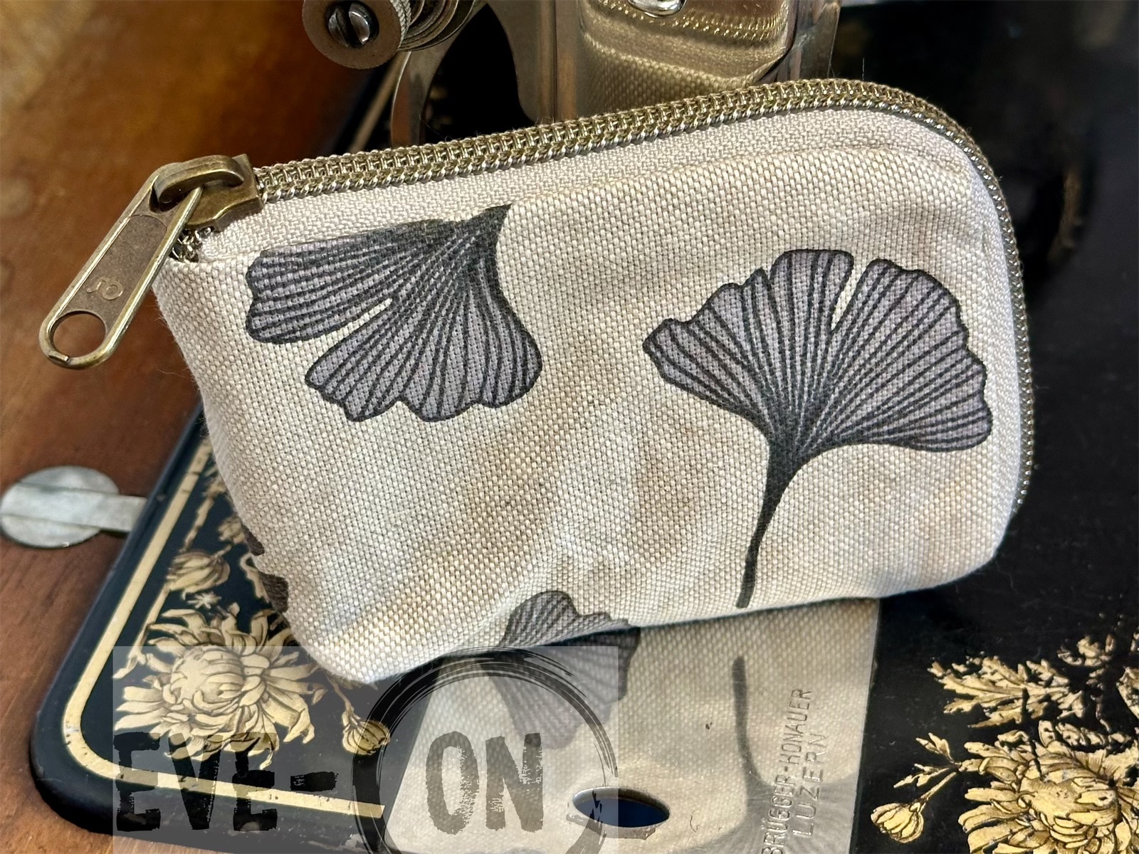 10105 Ginko Blätter Leinen