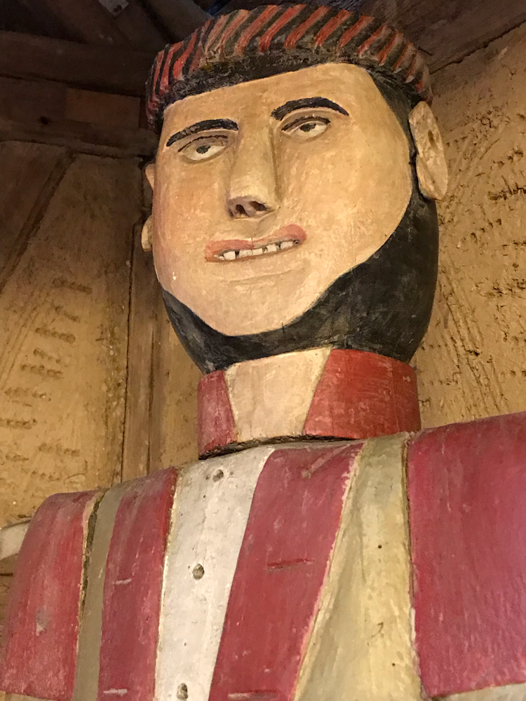 Historische Figurenbeute im Vogtländischen Freilandmuseum Landwüst