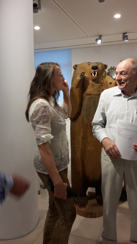 Wolfgang Mittwoch Museumsleiter des Zeidelmuseums Nürnberg/Feucht und ich bei der Ausstellungseröffnung
