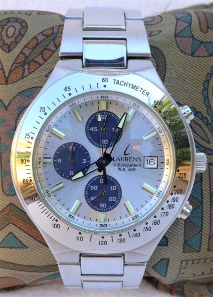 RIPARAZIONE OROLOGI LAURENS Benvenuti su orologialbatroscto Riparazione Orologi pendole cucu accendini Milano