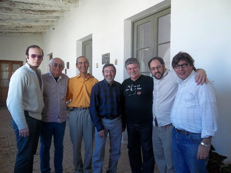 El staff docente del curso (de izq. a der.): Carlos Santi, Alberto D'Alessandro, Ernesto Bouvier, Alejandro Dávila, Eduardo Castañera, Ariel, David Levi y falta en la foto Luis Soria