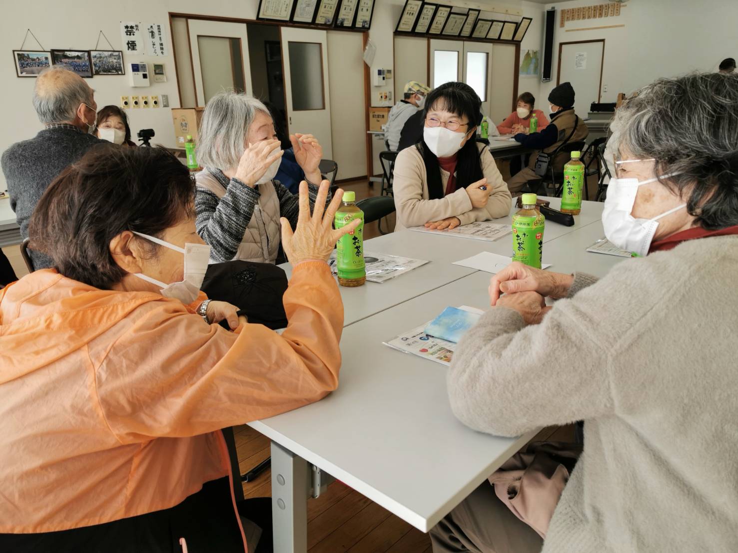 暮らしの保健室談話風景1