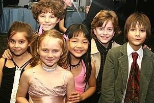 The kids: Carly Sonenclar, Tess Adams, Kim Goldstein, Austyn Myers, Jacob Levine, Brian D'Addario