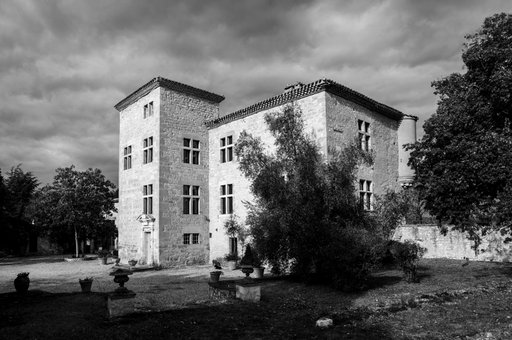 Les premières images de la décoration d’un château dans le gaillacois 