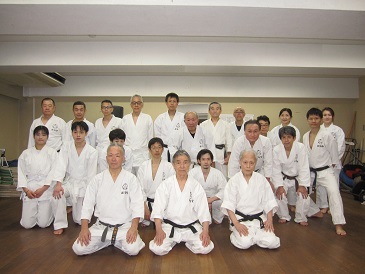 瀧田館長指導　指導副部長　中央大学空手部　合同稽古