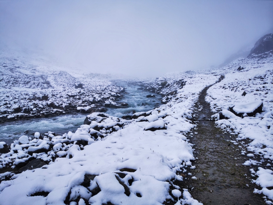 Der Weg ist weitgehend schneefrei