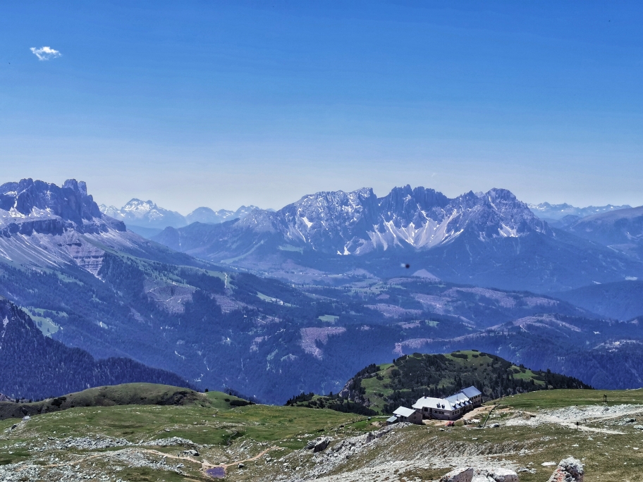 Blick zurück auf das Schlernhaus