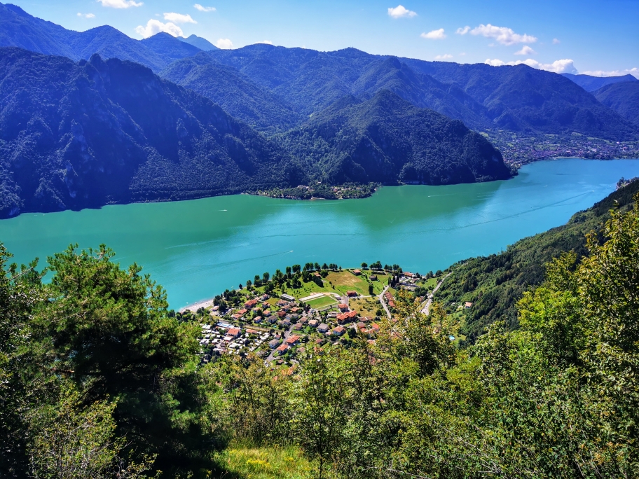 Schöner Blick auf Anfo, rechts im Bild Idro, mein heutiges Tagesziel