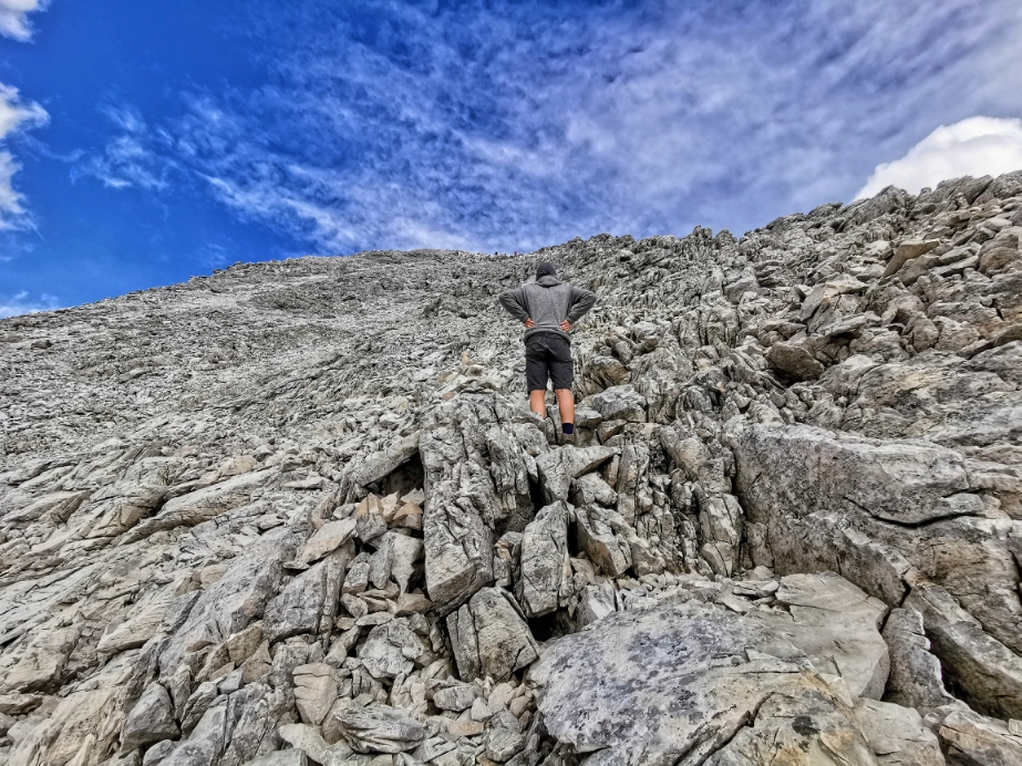 Im Gipfelbereich der Weißwandspitze, noch ist es ein Stück zu gehen