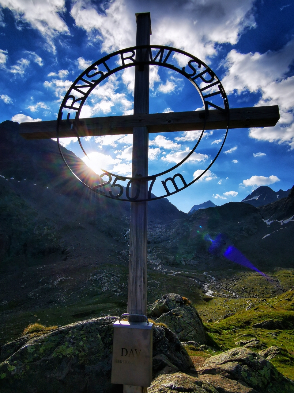 Am Gipfel der Ernst-Riml-Spitze auf 2.507m