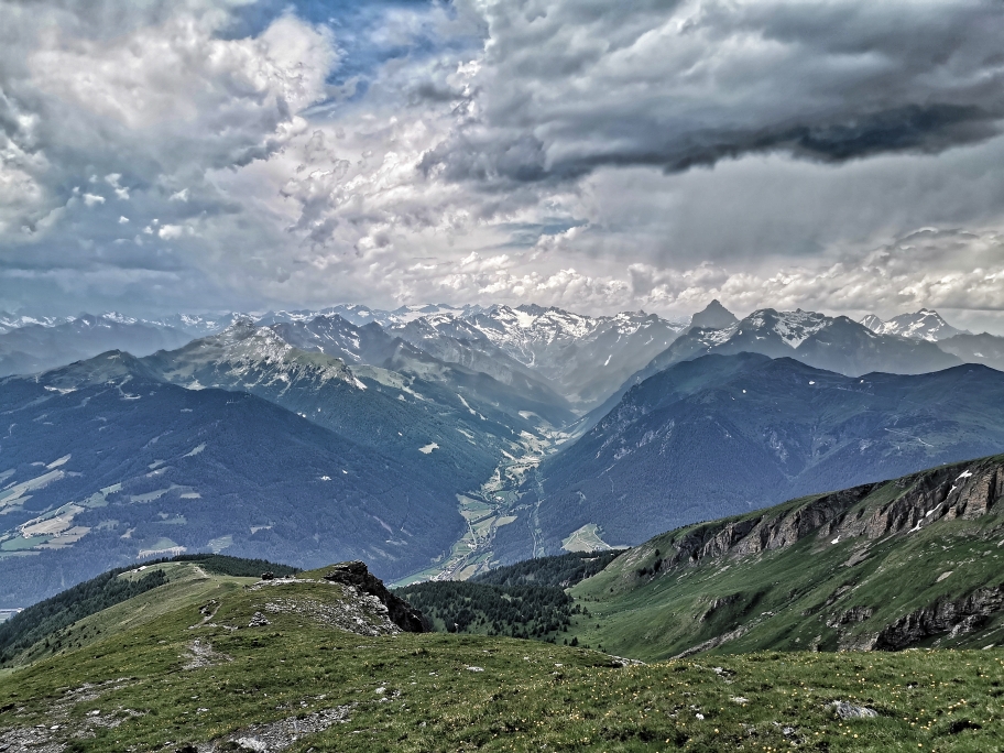 Dunkle Wolken über dem Pflerschtal