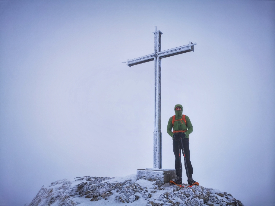 Eiszeit am Gipfel des Hahnenköpfle