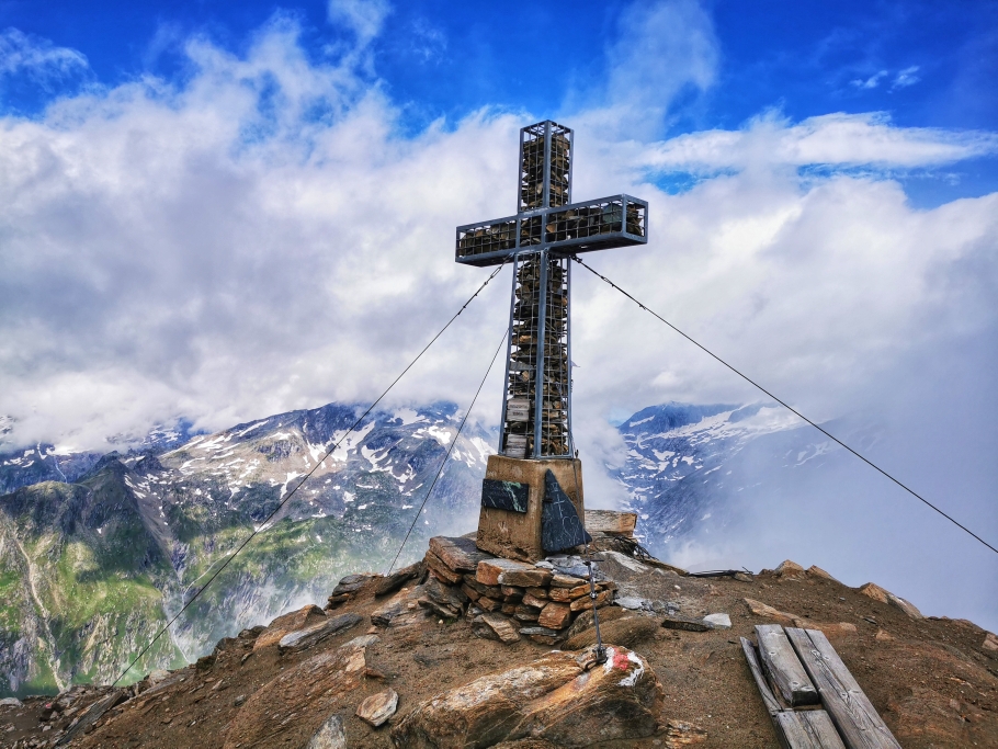 Super Aussicht auf der Kreuzspitze (3.164m)