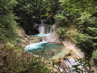 山梨県