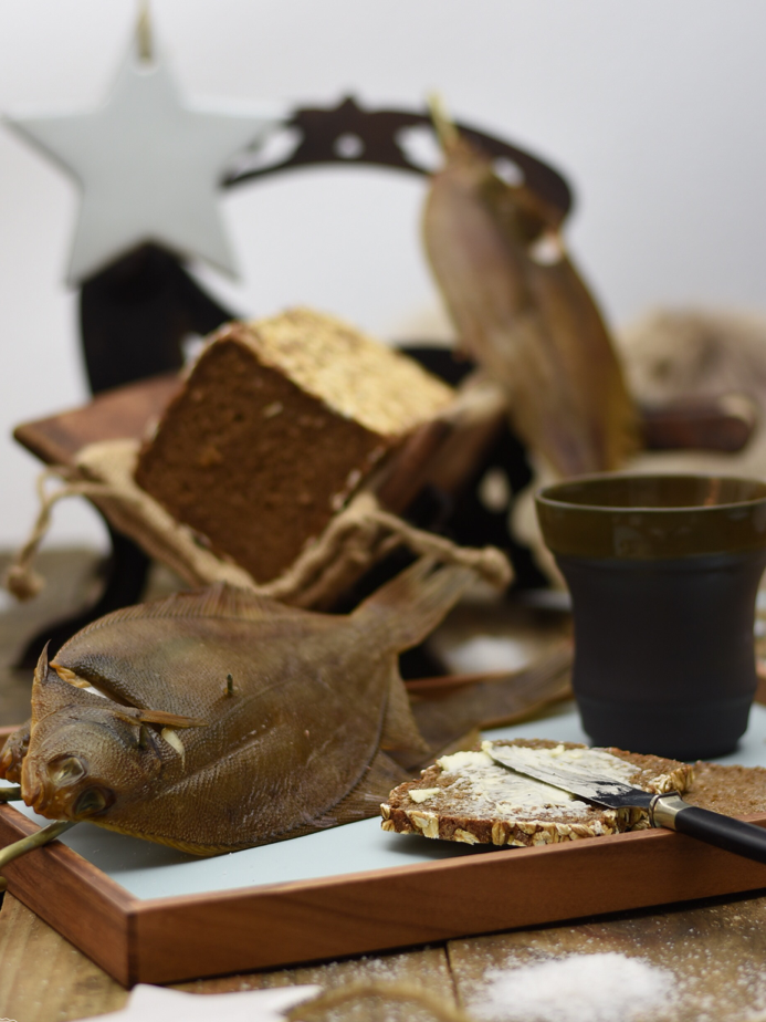 Gebratener Bakskuld auf Roggenbrot Kulinarischer Adventskalender