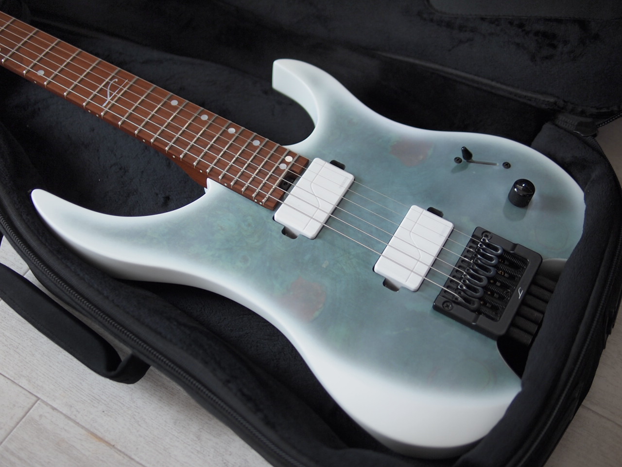 SOLD Legator - Ghost G6OD - Arctic Blue - SPOON - MJT