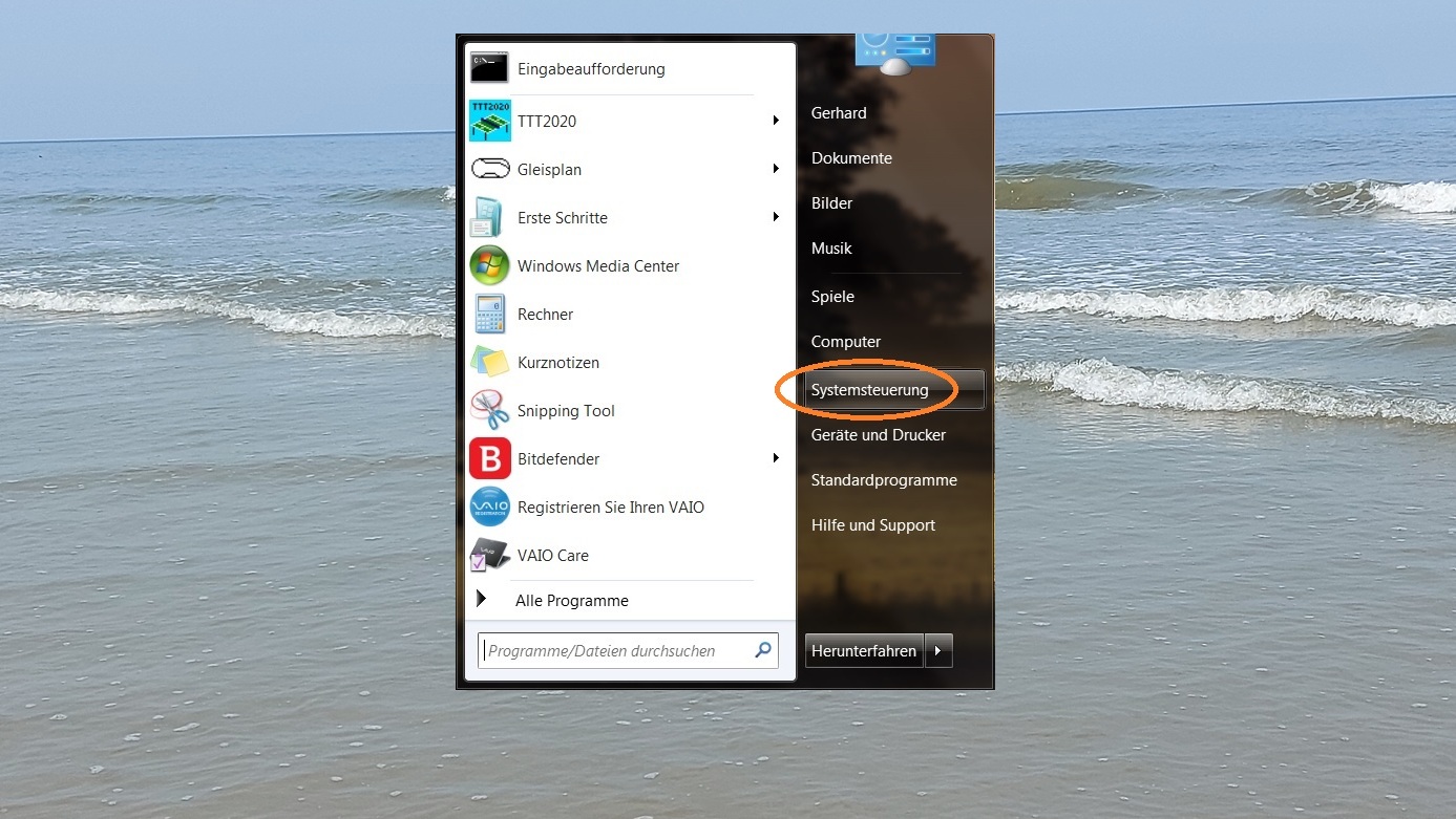 Rufen Sie im Windows-Start-Menü "Systemsteuerung" auf.