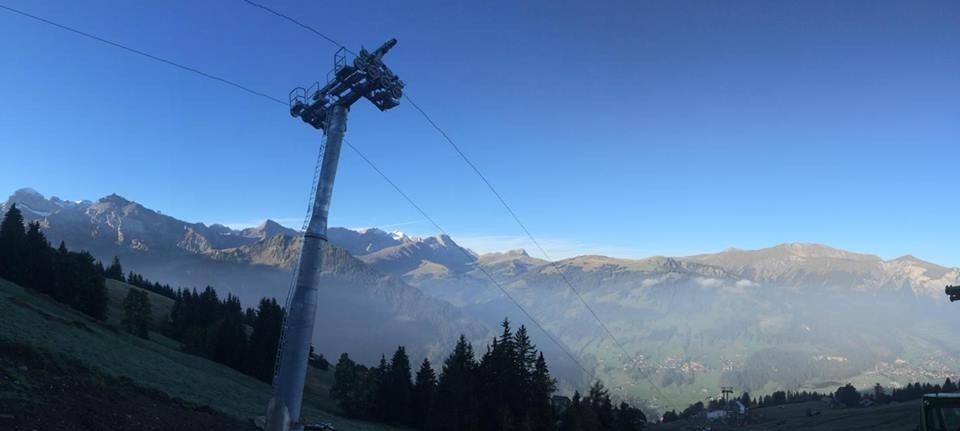 Montage 10er-Gondelbahn Stand-Express Lenk