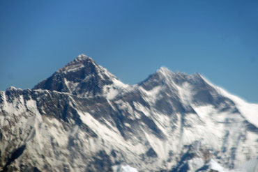 ネパールからエベレスト