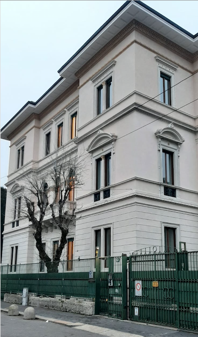 Milano - edificio vincolato Via Tamburini, 13