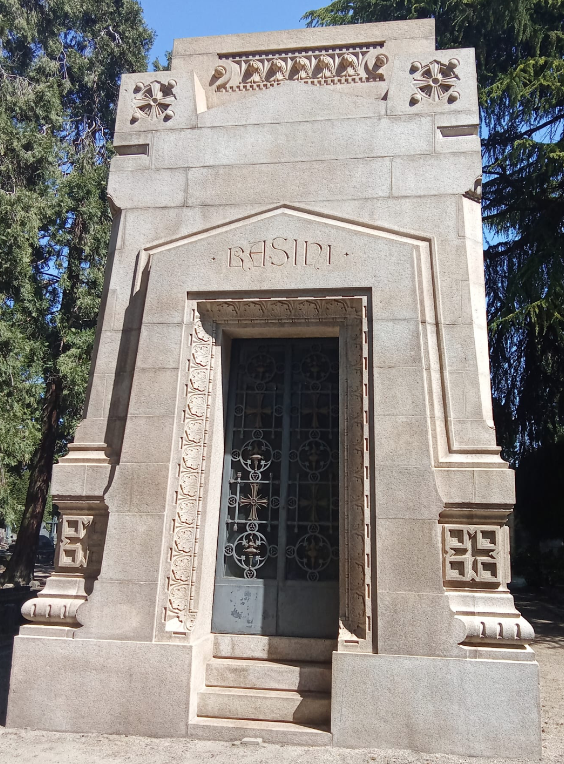 Milano (MI) - Tomba Rasini presso Cimitero Monumentale