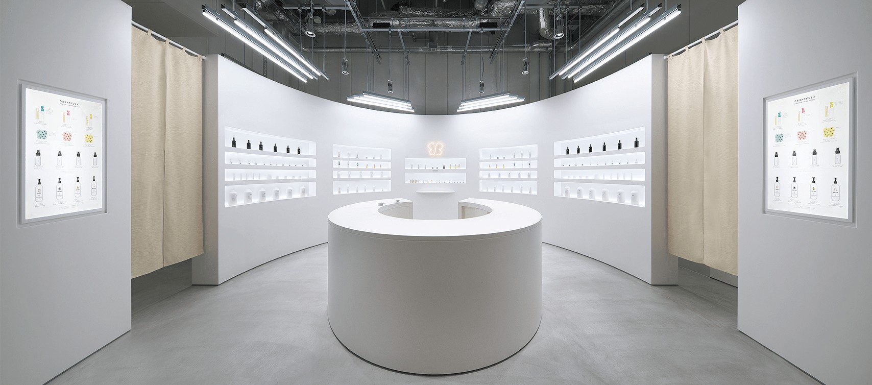 uka store Kyoto ShinPuhKan × トラベラーズファクトリー京都