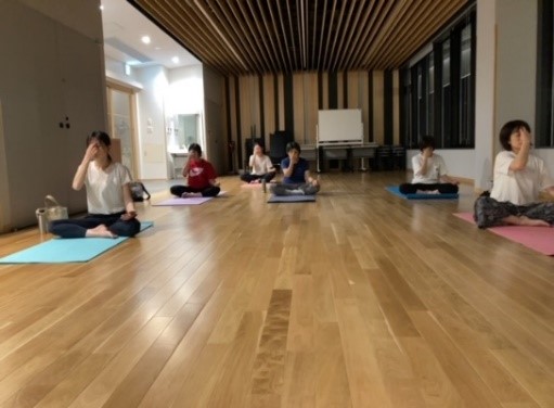ヨガセラピー　ｙｏｇａｔｏｎｉｋのご紹介