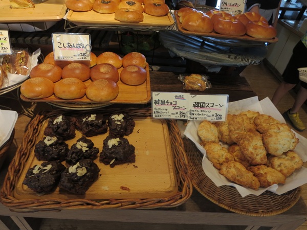 リヨンSUDA COREの店内の様子。