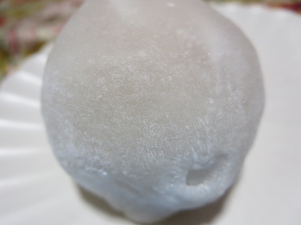 大原軒のいちご大福の別角度からの近影画像。