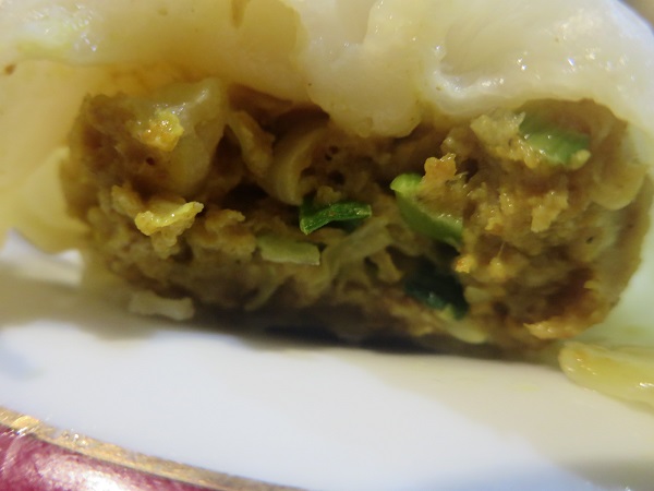 シバーのモモの断面の近影画像。