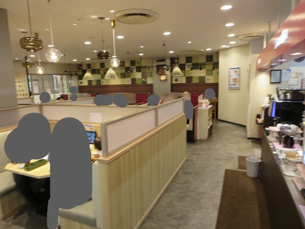 ポポラマーマの店内の様子。