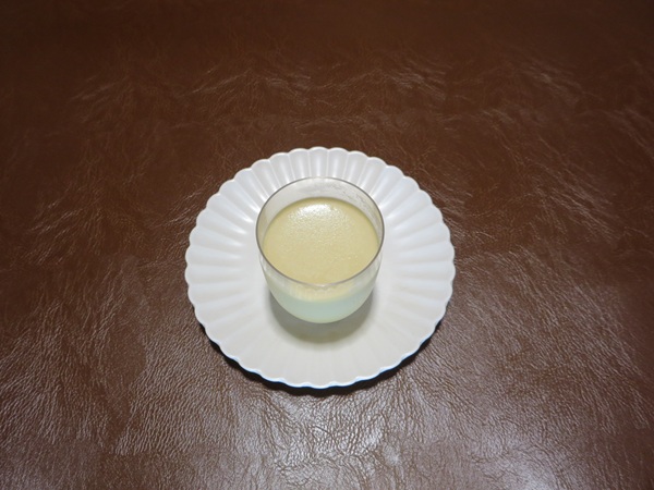 菓子工房 雅のなめらかきびプリンの全体画像。
