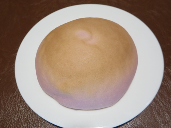 Le Pain Bon Bon（なめらかいちごパン）