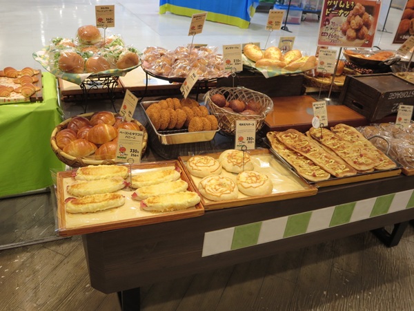 マロンドの店内の様子。