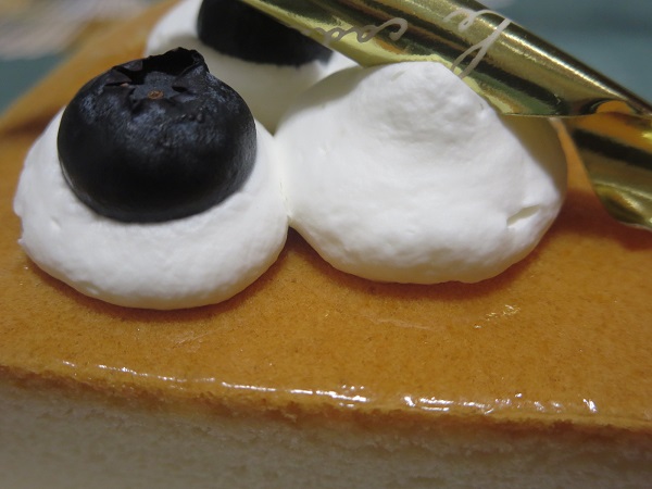 シェ・レカミエのスフレチーズケーキの近影写真。