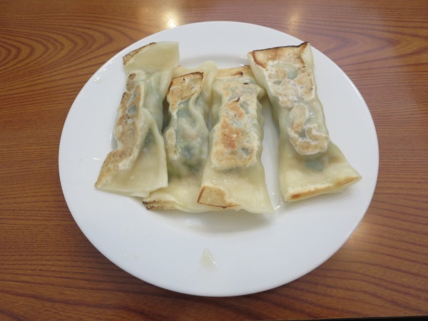 チャイナ厨房の特製棒餃子の全体画像。