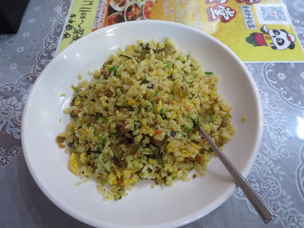 安安食堂（高菜豚肉炒飯）