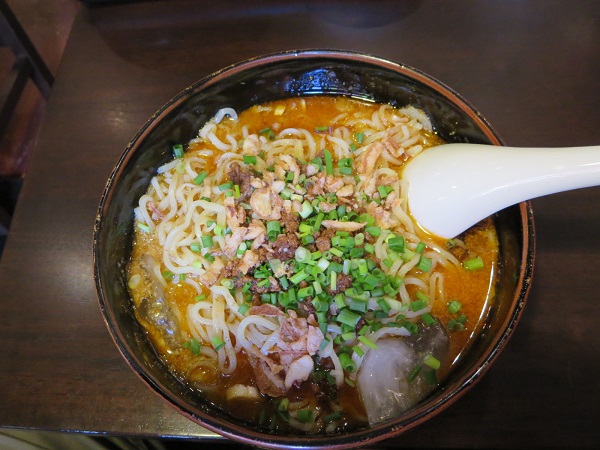 慶飯の冷やし坦々麺の全体画像。