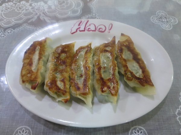 安安食堂の大連餃子の全体画像。