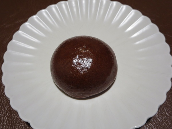 菓匠 梅月庭（黒糖饅頭）