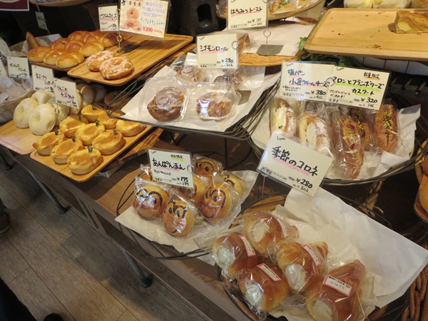 リヨンSUDA COREの店内の様子。