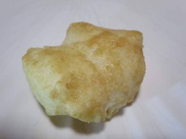 忠三櫻本舗のじゃがバターの近影画像。