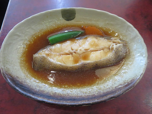 夢庵のかれいの煮付けの全体画像。