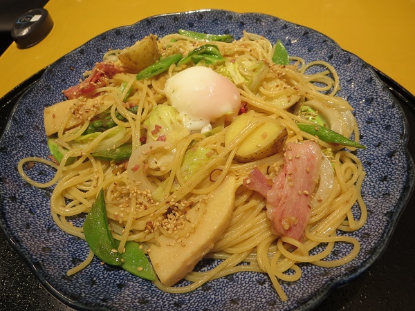 洋麺屋 五右衛門（イベリコ豚と春野菜づくしのよくばりスパゲッティー）